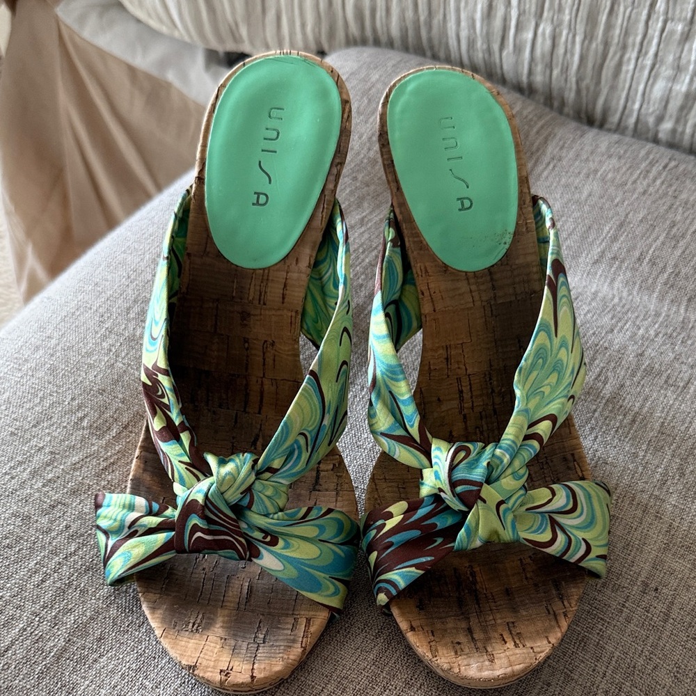 Unisa Multicolor Knot Sandals